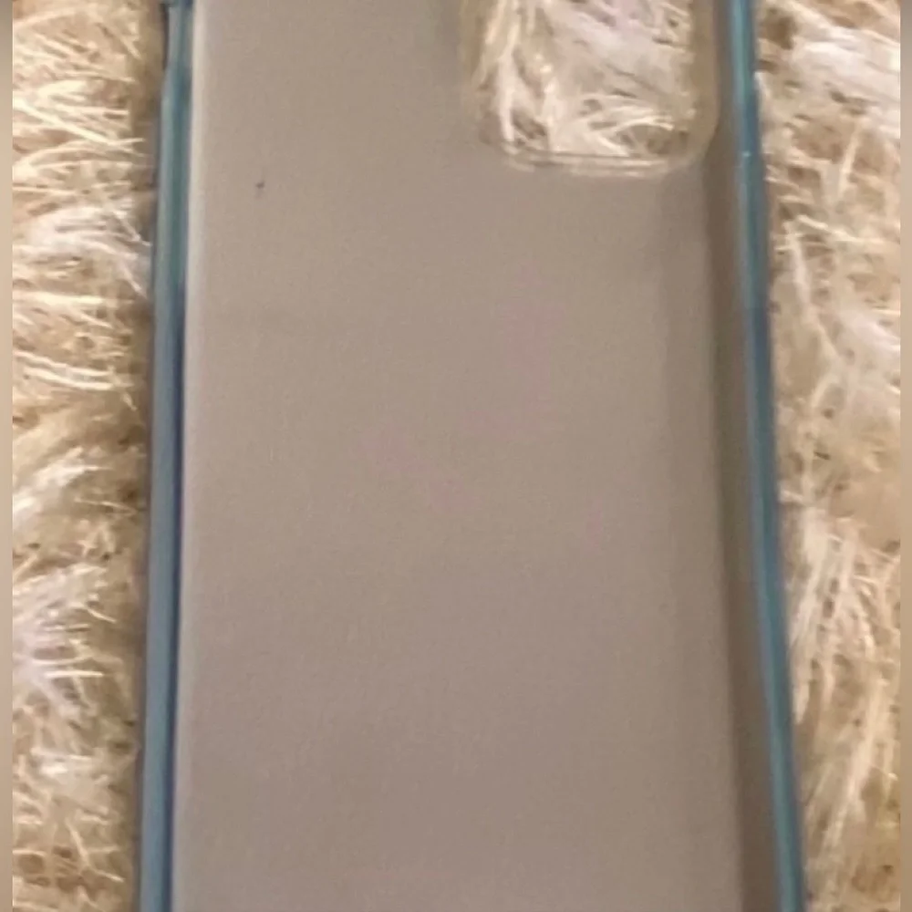 Lilly Pulitzer card holders on 11 Pro Phone cases.